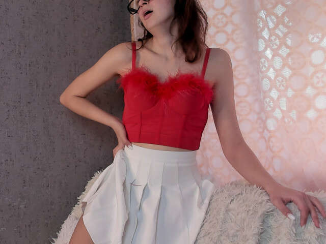 MILOTYONLINE free sexy photo