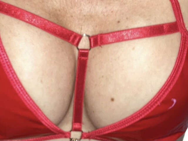 LOVEAMLIE free sexy photo
