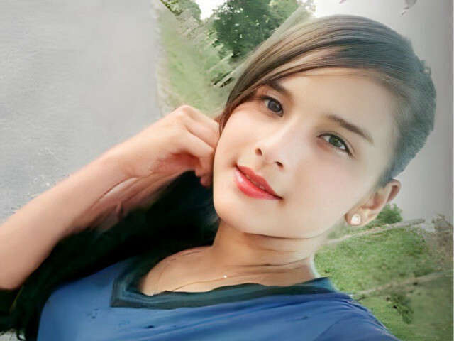 SOPHIAROSSY free sexy photo