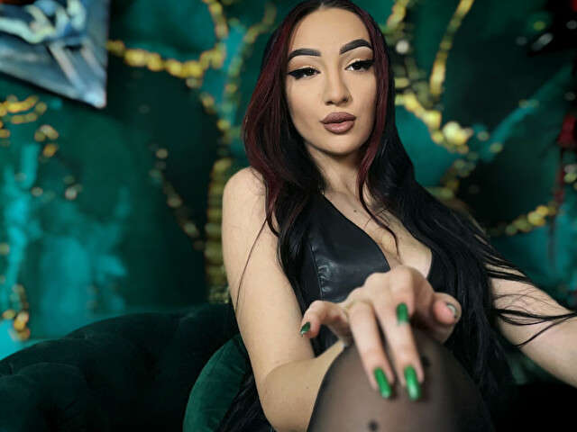 LORAEVANNS free sexy photo