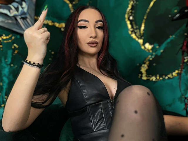 LORAEVANNS free sexy photo