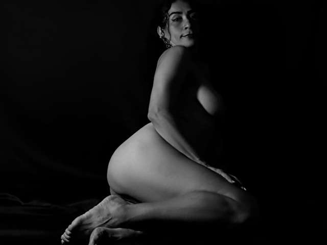 MARILYNQUEEN free hard sexy photo
