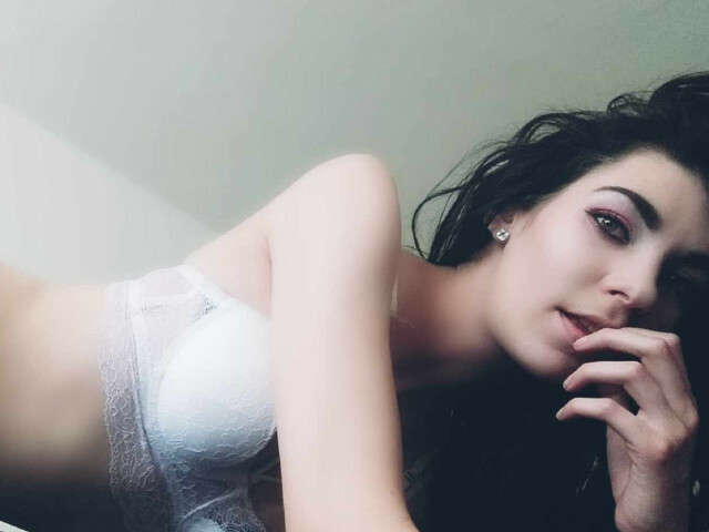 GANJAQUEEN98 free sexy photo