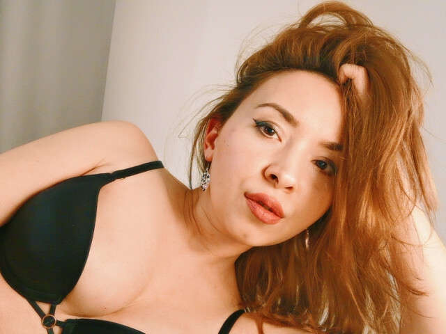 POSHALEENA free sexy photo