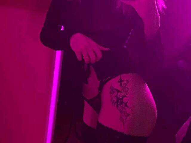 BILLIEBABE free sexy photo