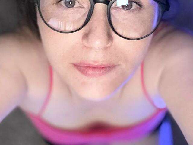 LUNADIVINE free sexy photo