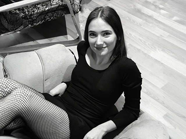 TRICE free sexy photo