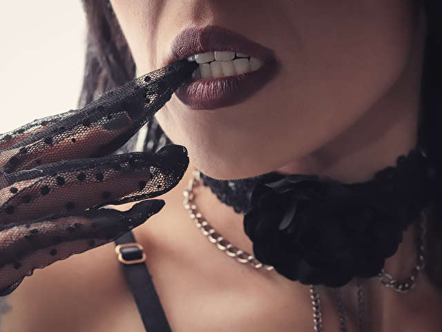 LILITHMAUREN free sexy photo