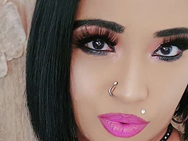 SANDYRAI free sexy photo