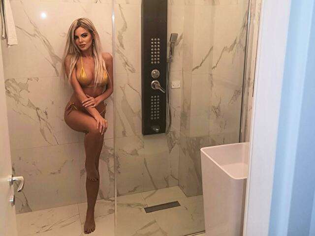 ASHLEYWISE free sexy photo