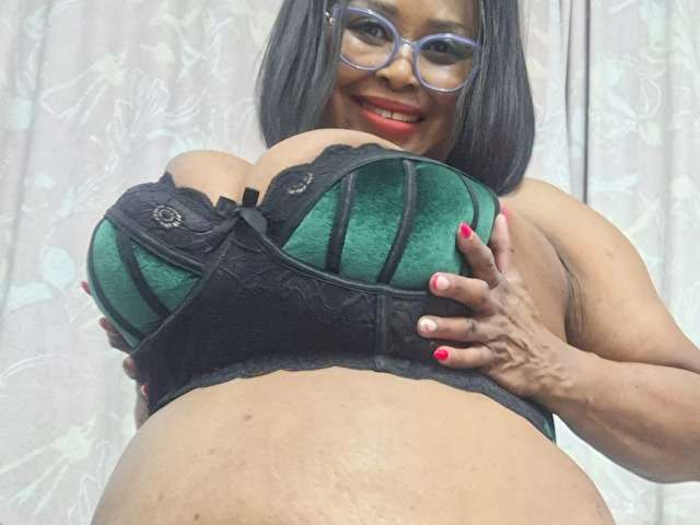 GABBY50GGGS free sexy photo