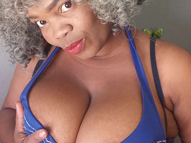 CATALIAA free sexy photo