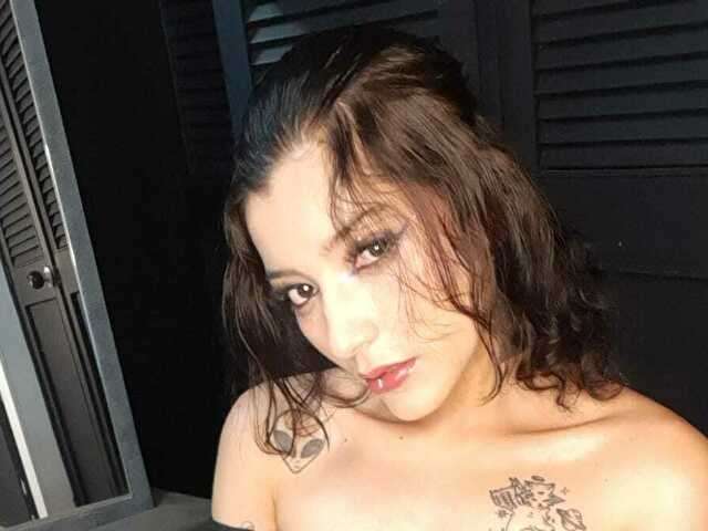 HAILEYCAT free sexy photo