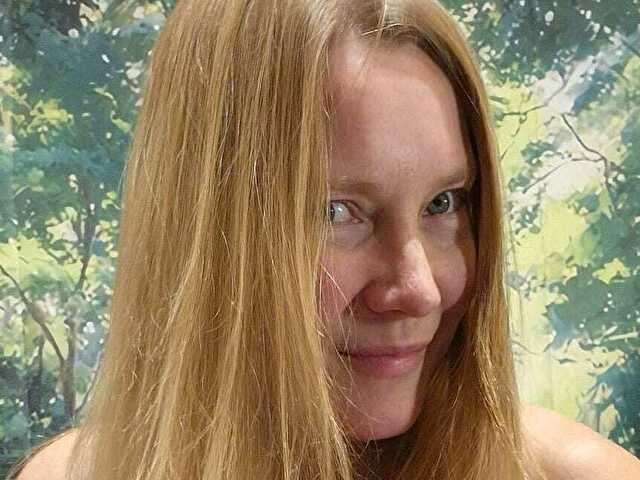 BUTTERFLYNL free sexy photo