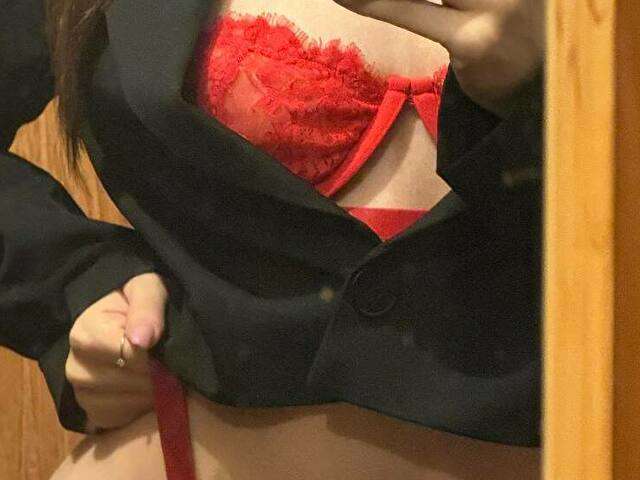 EVALOW free sexy photo