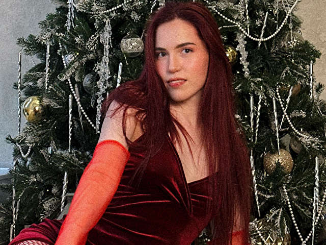 EMILYKENT free sexy photo