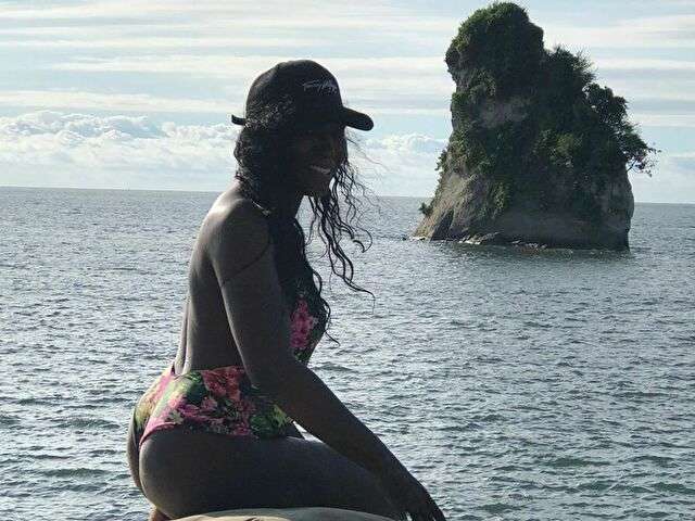 ALAIYA free sexy photo
