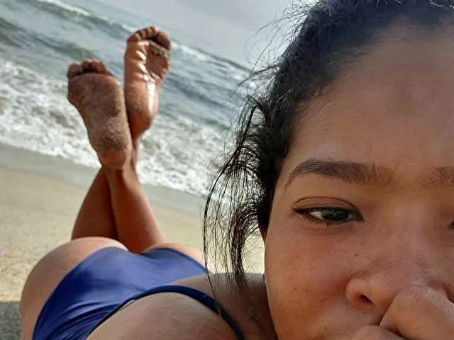 SUSANN free sexy photo