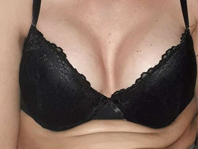 SANDRA1971 free sexy photo