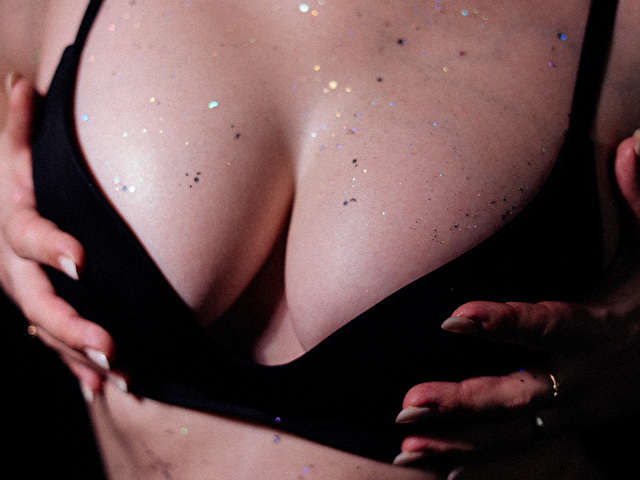 JULIYAMAYER free sexy photo