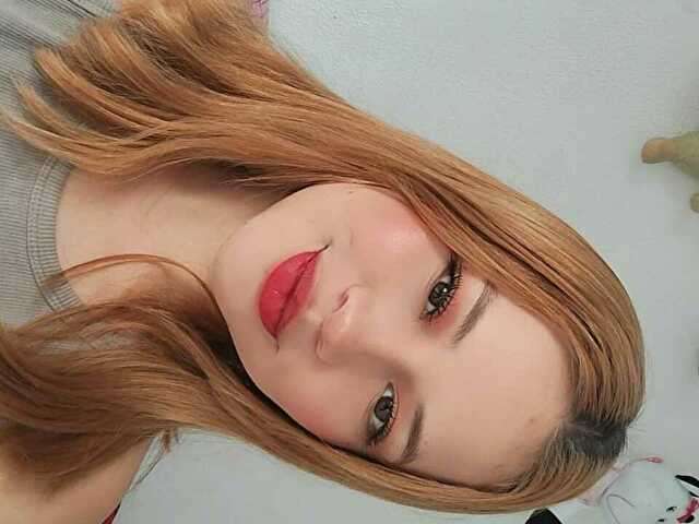 KENIABLONDIE free sexy photo