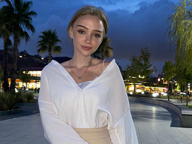 FLEURPIXIE free sexy photo