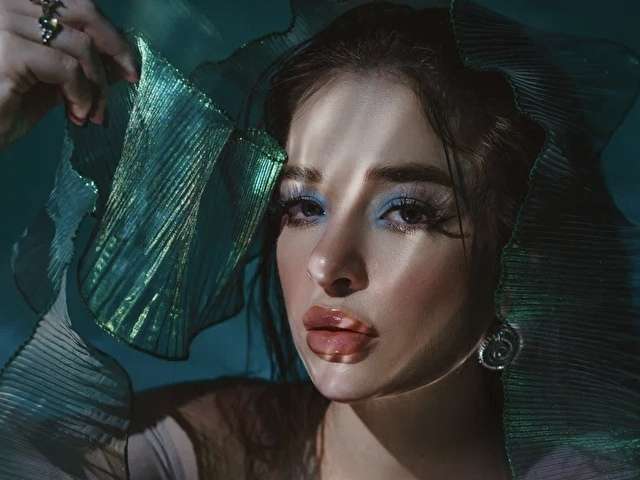 YASMINEMOON free sexy photo