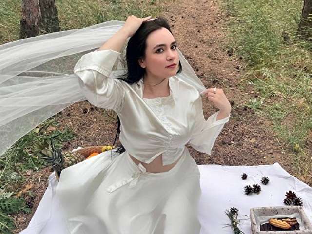 MONIBROWNIE free sexy photo