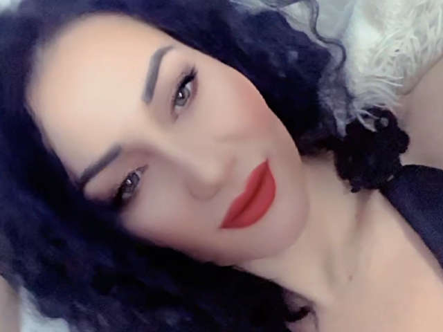 BESTIA free sexy photo