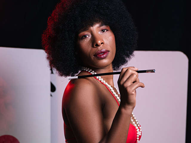 CARDYKAMBELL1 free sexy photo