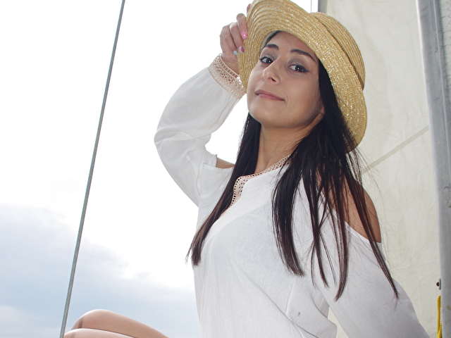 YUMIXFANTASY free sexy photo