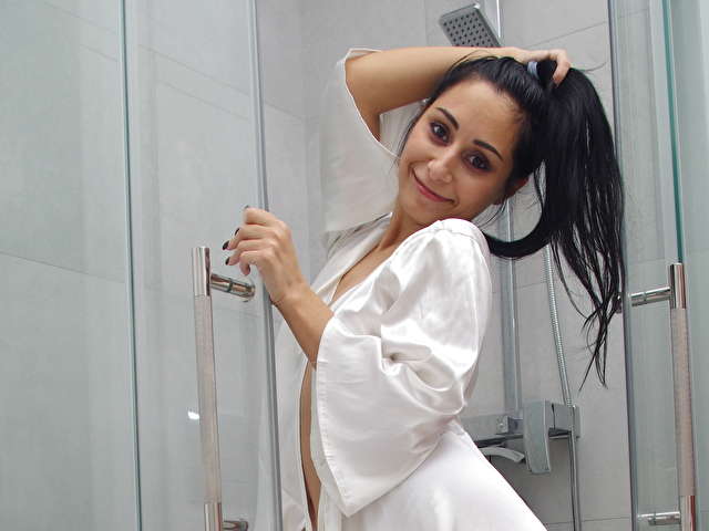 YUMIXFANTASY free sexy photo