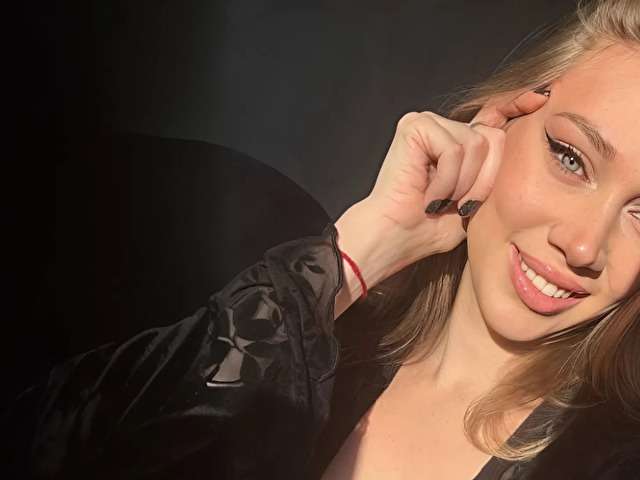 ANGELBLONDE free sexy photo