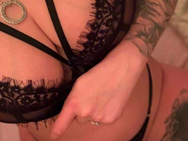 MIAMORRIS88 free sexy photo
