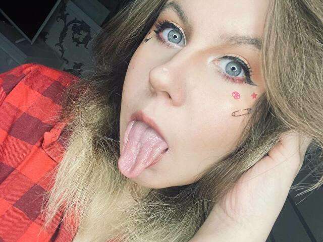 YOURKARMA23 free sexy photo