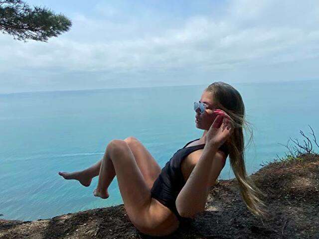 DASHENKAA free sexy photo