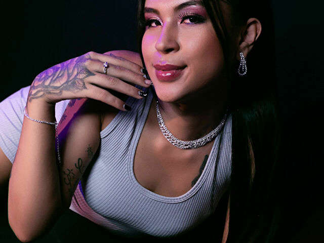 LINDACOOPER free sexy photo