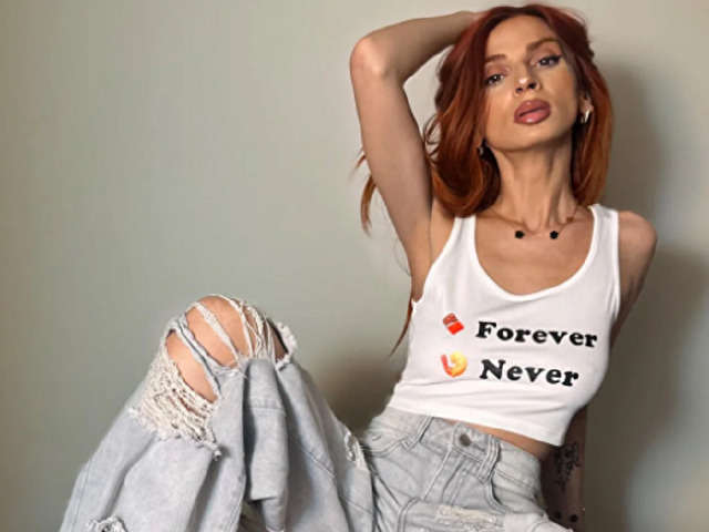 MINNIEDREW free sexy photo