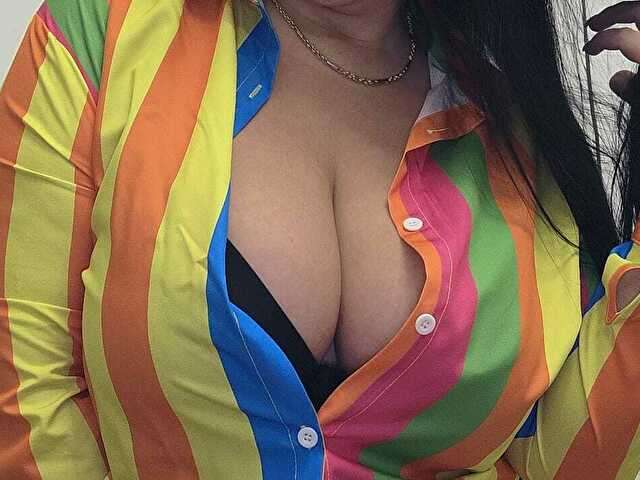 VICKYDIVINEE free sexy photo