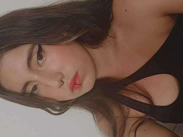 DAINAEVANSS free sexy photo