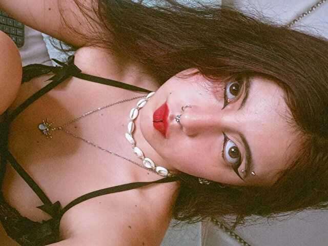 DAINAEVANSS free sexy photo