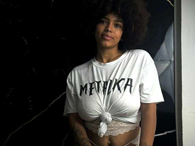 NAYASCARLET free sexy photo