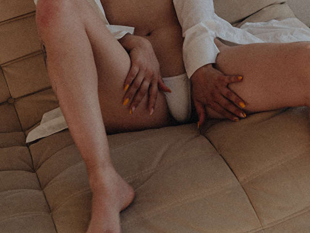 SOLAZOLAA free sexy photo