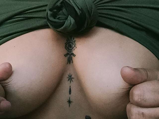 PENELOPELT free hard sexy photo