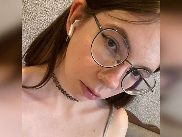 SOFTSARAH free sexy photo