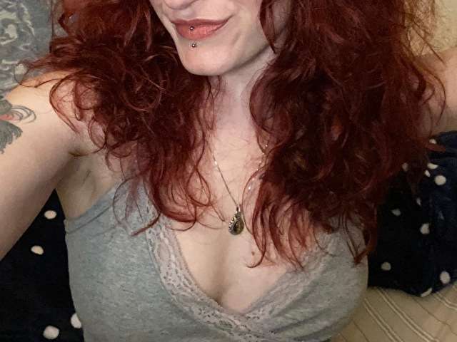 SAMANTHAXXX free sexy photo