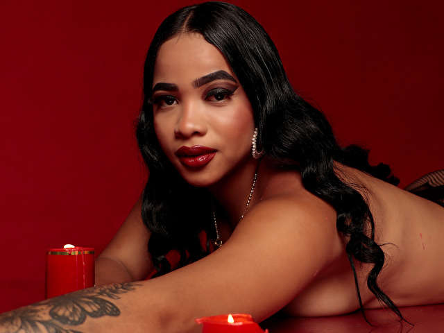 KARLABELUCCI free sexy photo