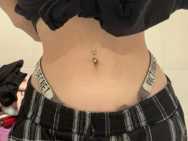ALESSAKISS free sexy photo