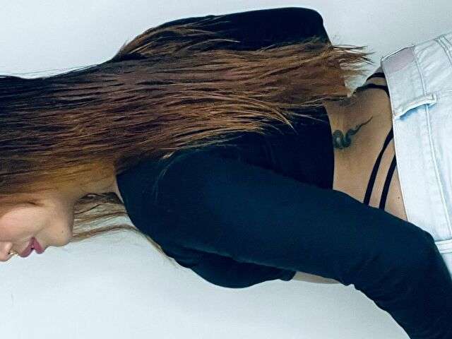 SAELIVRAE free sexy photo