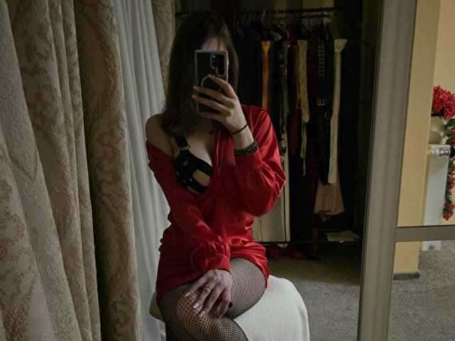 SEXYCELLINE1 free sexy photo